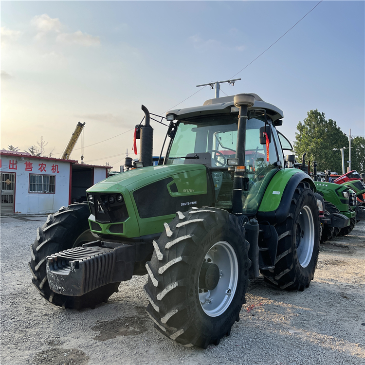 Second Hand Comfort Deutz Fahr CD1704 170HP 4WD Tractor with Cabin And AC